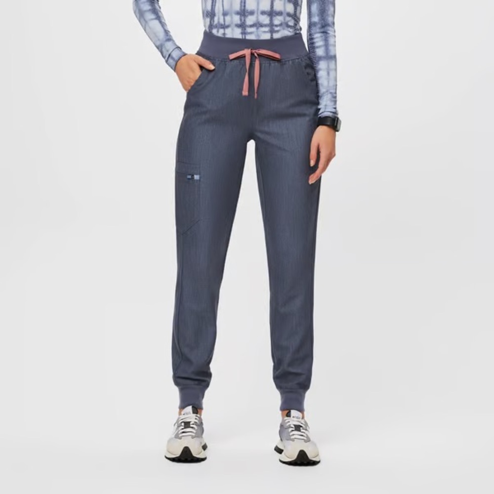 Figs Heather Denim High Waisted Zamora Jogger Scrub Bottoms, Size Medium.